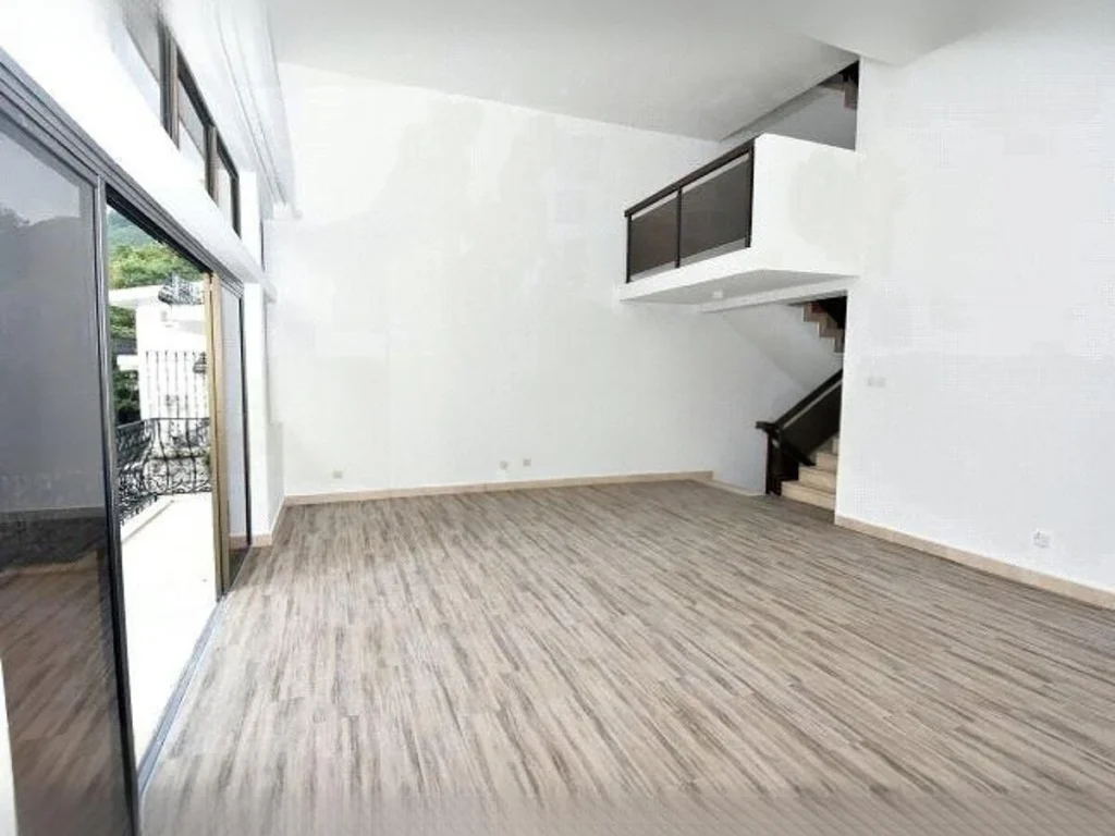 WATFORD VILLA – 8