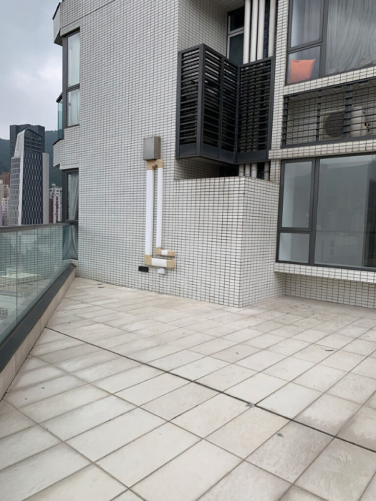 THE OAKHILL + TERRACE – 1