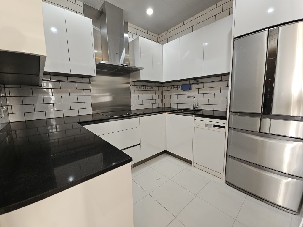 BOTANIC TERRACE – 6