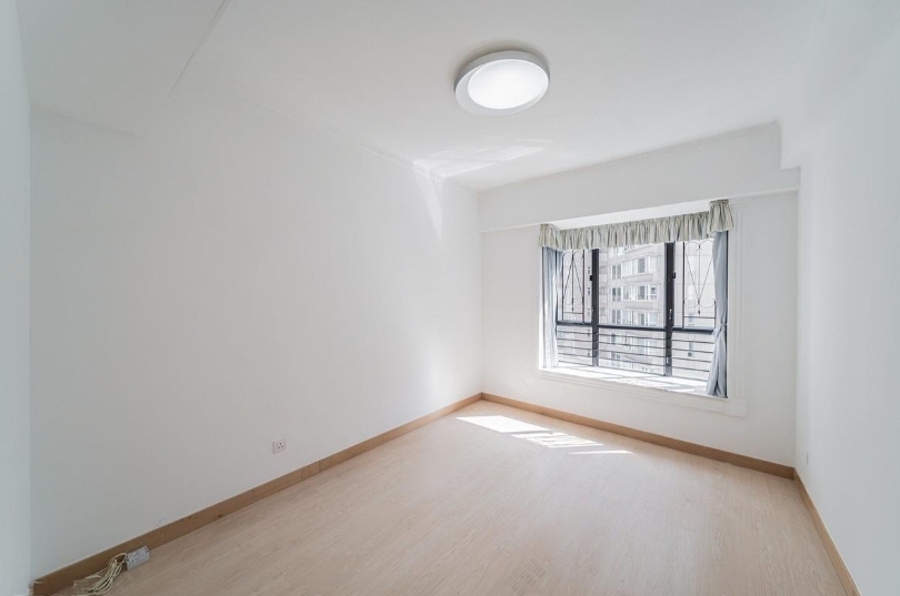 CLOVELLY COURT 嘉富麗苑 – 1