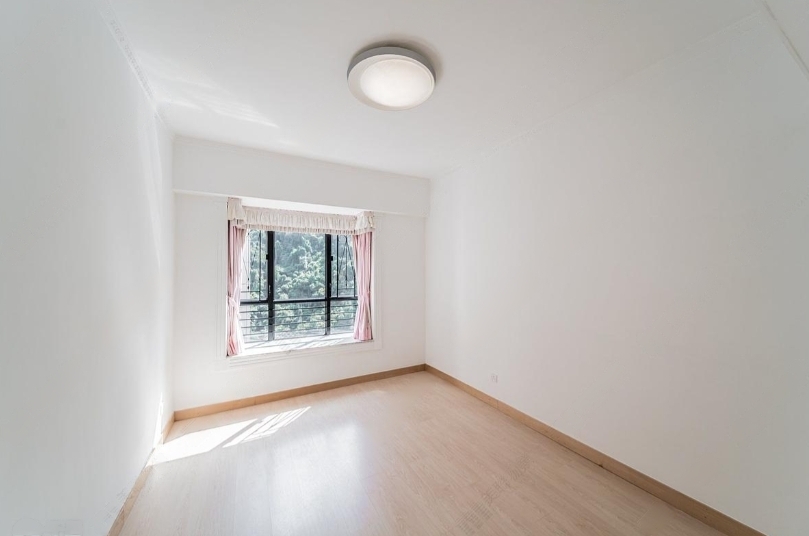 CLOVELLY COURT 嘉富麗苑 – 3