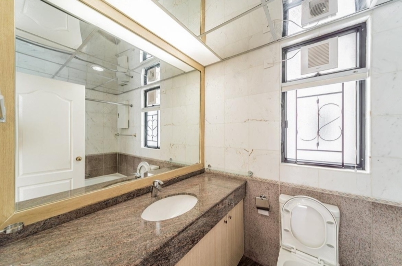 CLOVELLY COURT 嘉富麗苑 – 5