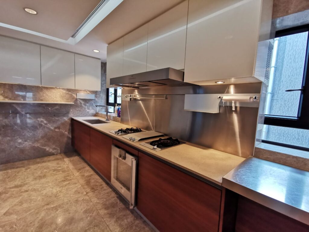 KENNEDY HEIGHTS 堅麗閣 – 8