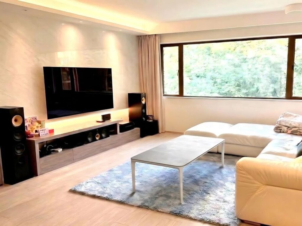 BAGUIO VILLA – 9