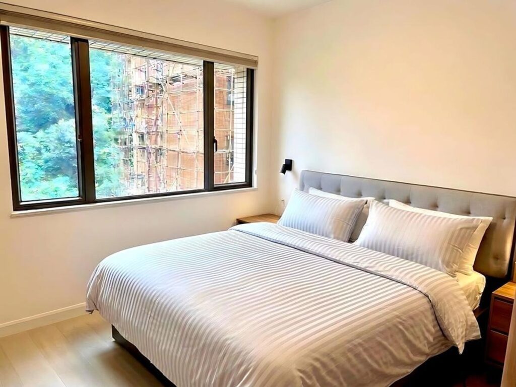 BAGUIO VILLA – 3