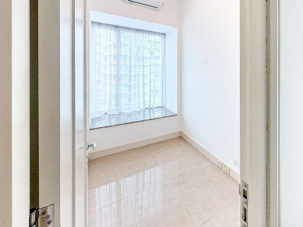 Casa 880 – Modern Living at 880 King’s Road – 9