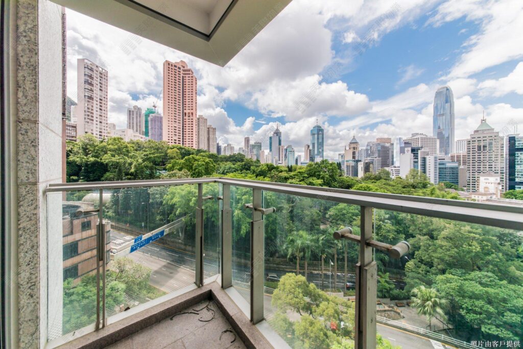 KENNEDY PARK AT CENTRAL 君珀 – 1