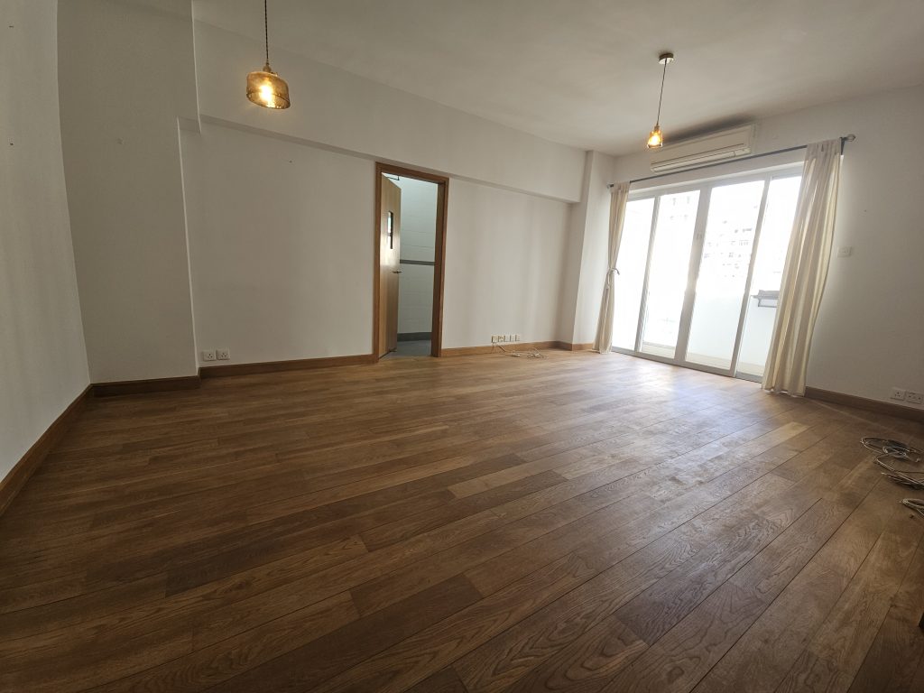 BOTANIC TERRACE – 10