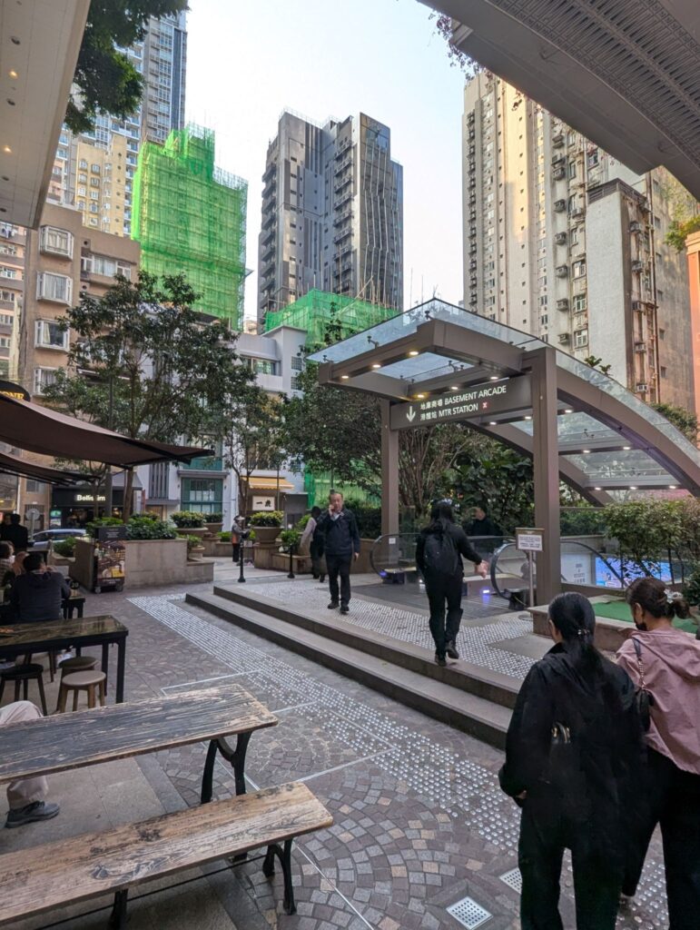 THE AVENUE 囍匯 – 10