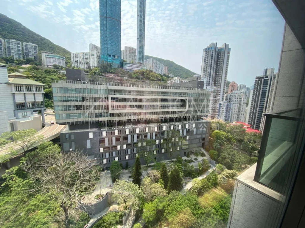 EIGHT KWAI FONG – 7