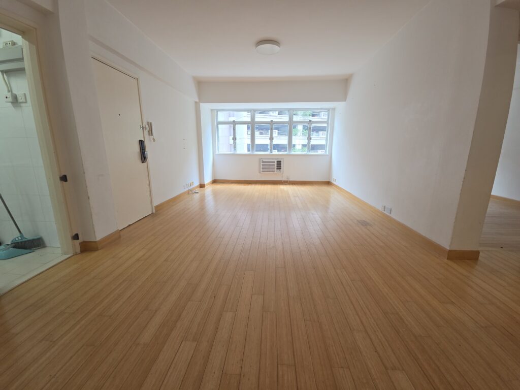 BOWEN ROAD NO.6 + ROOF – 6