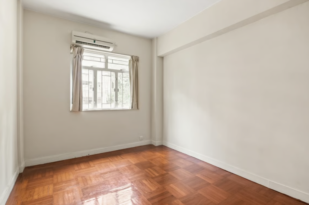 BOWEN ROAD NO.6 – 4