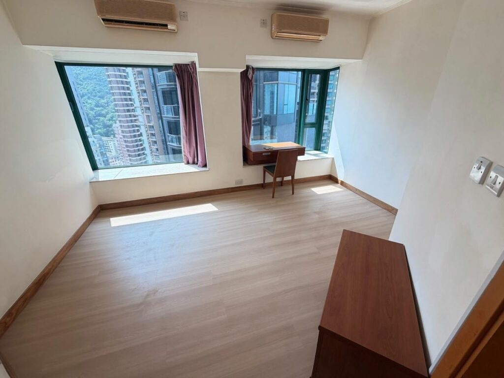 MANHATTAN HEIGHTS – 1