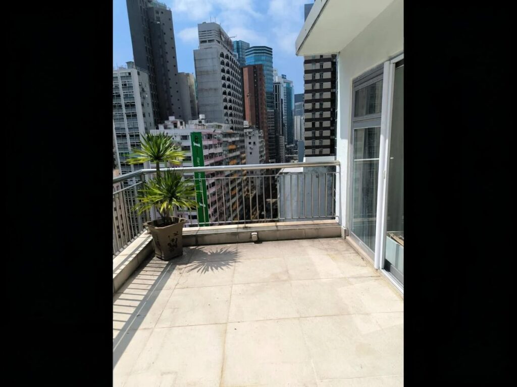 Hip Sang Building 協生大廈 – 11