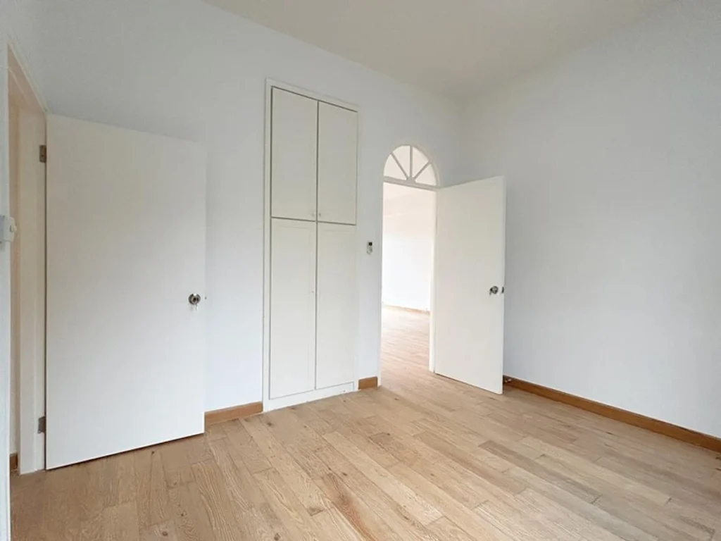 GORDON TERRACE – 14