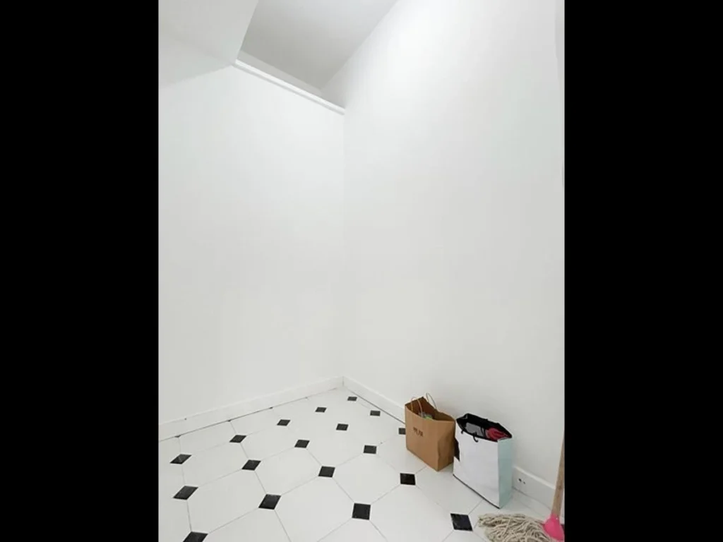 GORDON TERRACE – 18